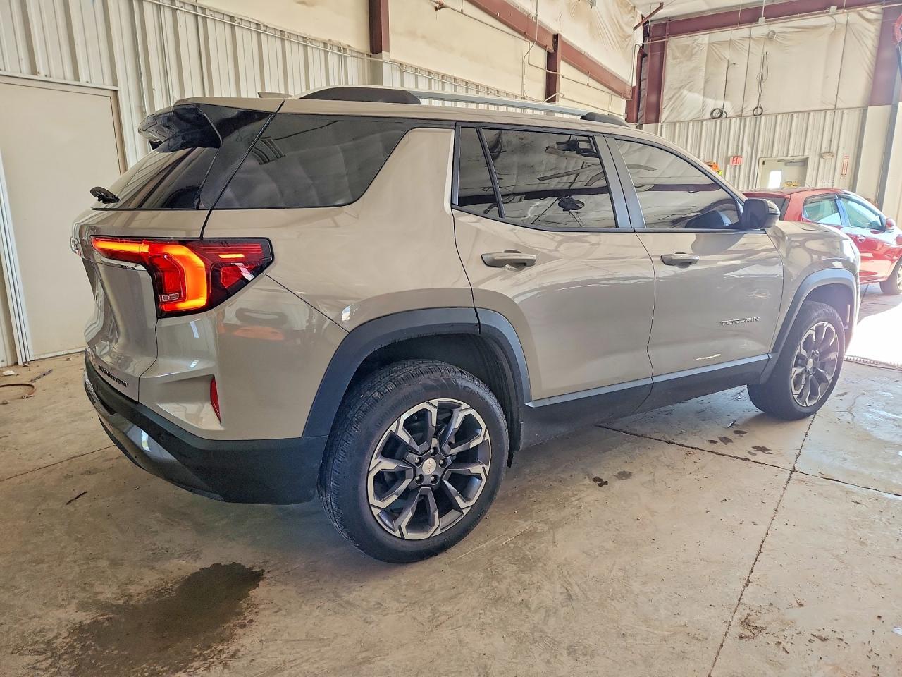 3GKALMEGXTL137595 2026 GMC TERRAIN photo no. 3