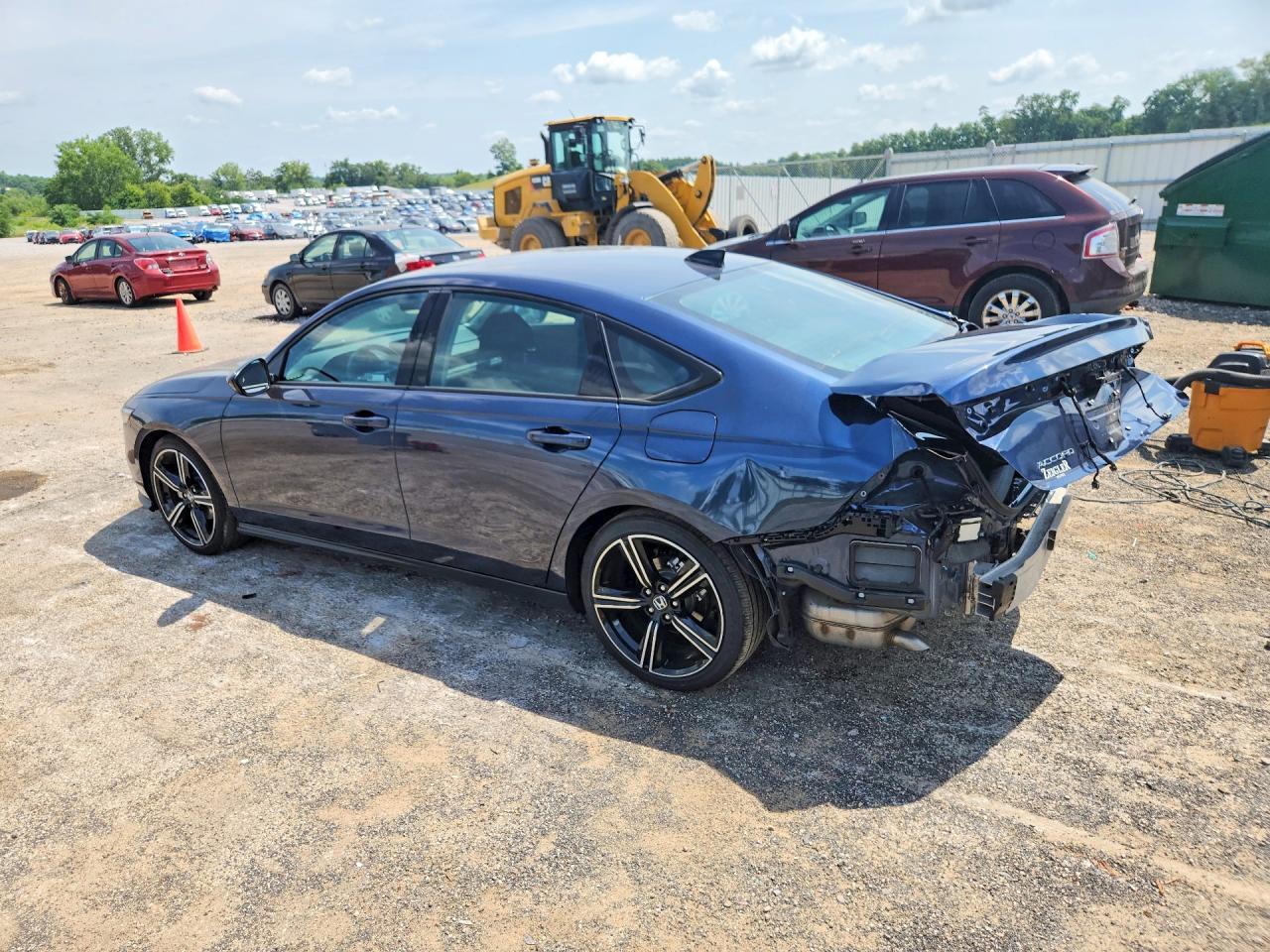 2026 HONDA ACCORD SE — Фото 2 из 13