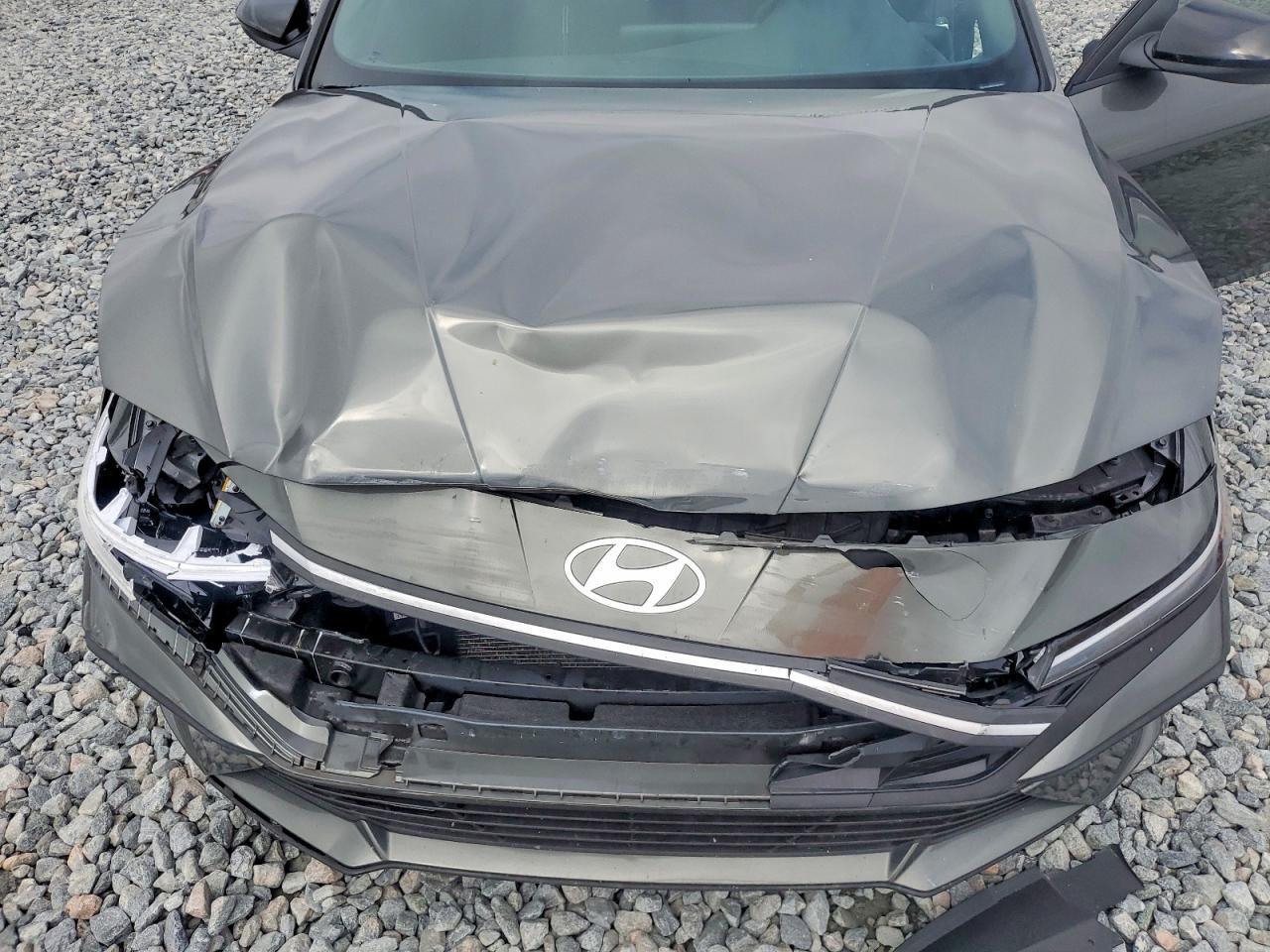 2025 HYUNDAI ELANTRA SEL SPORT — Фото 11 из 12