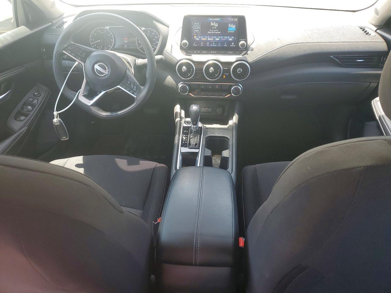2025 NISSAN SENTRA — Фото 8 из 12