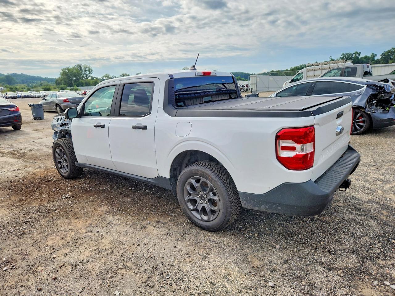 2024 FORD MAVERICK XLT — Фото 2 из 13