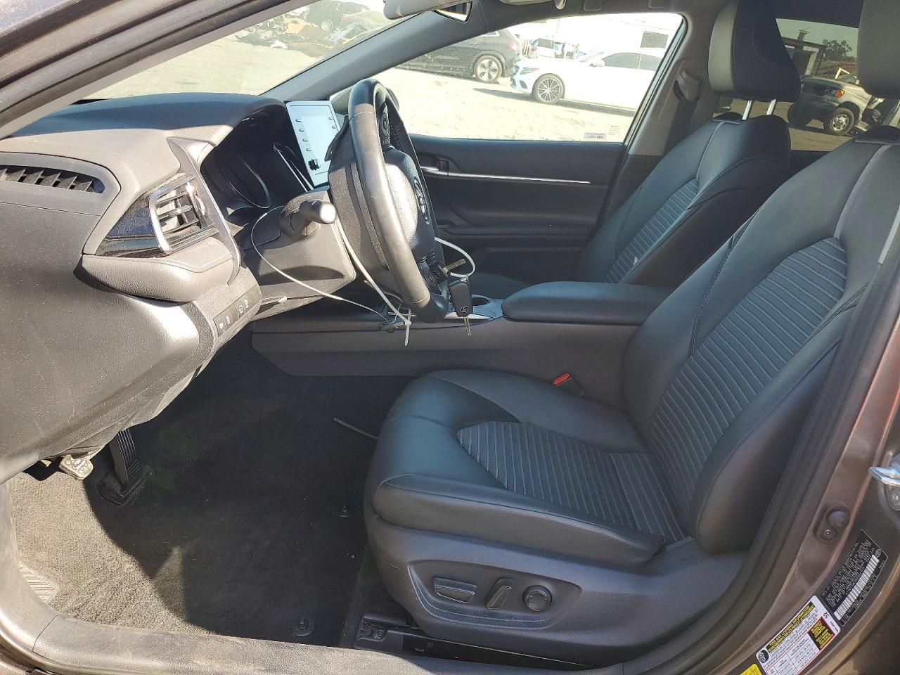 2024 TOYOTA CAMRY SE — Фото 7 из 12
