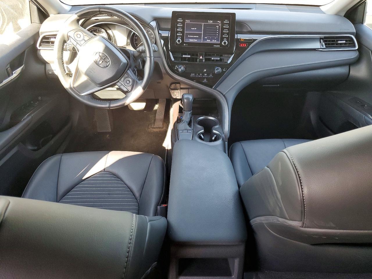 2024 TOYOTA CAMRY SE — Фото 8 из 12