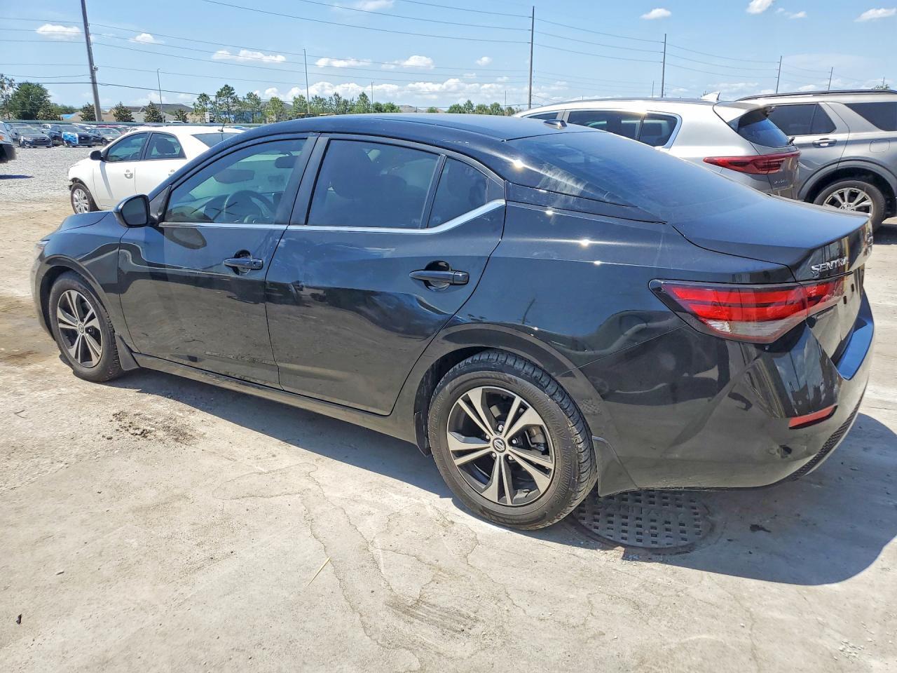 2023 NISSAN SENTRA SV — Фото 2 из 12