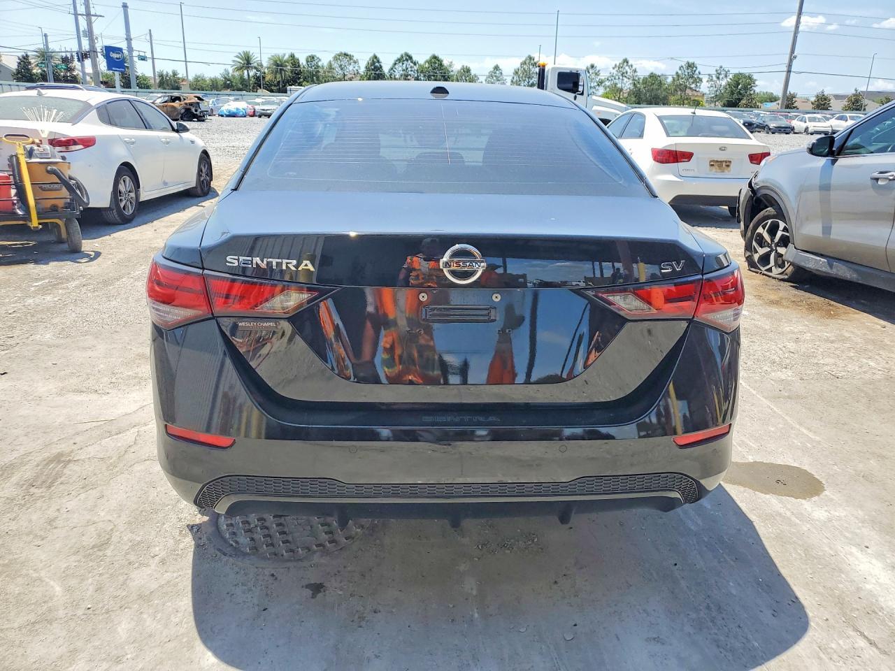 2023 NISSAN SENTRA SV — Фото 6 из 12