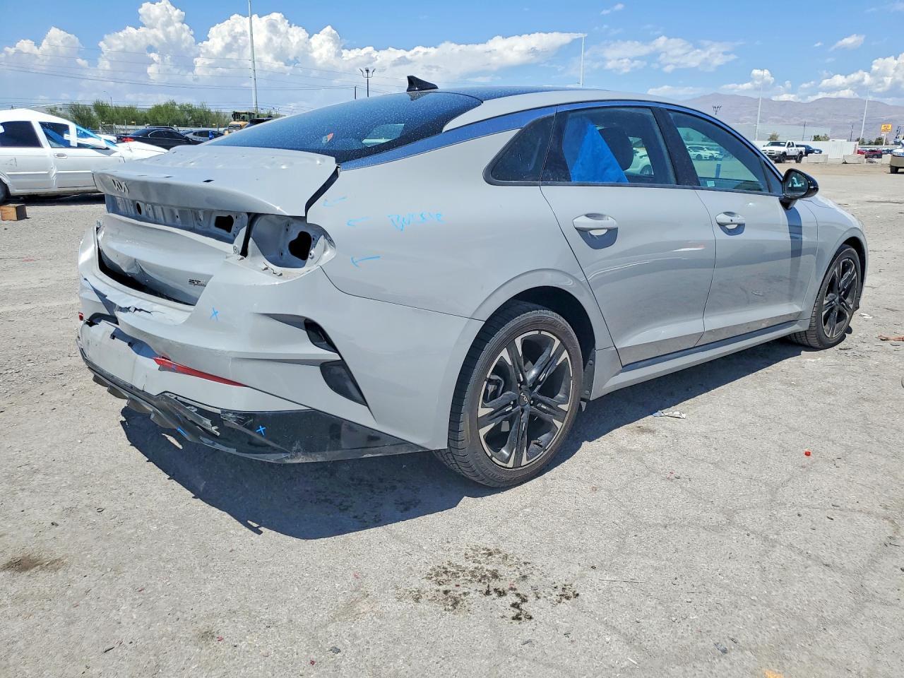 2023 KIA K5 GT LINE — Фото 3 из 13