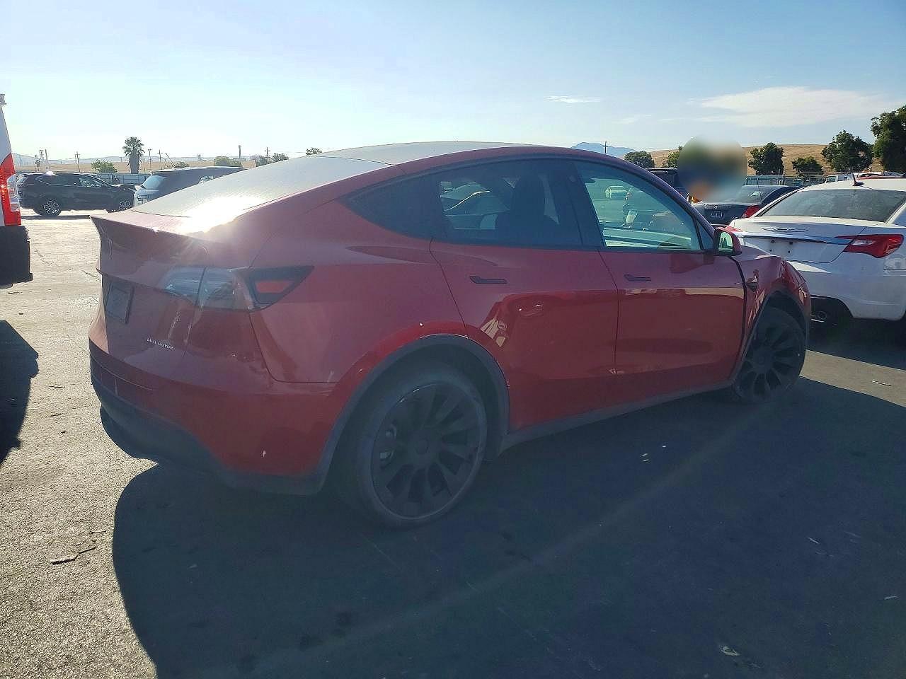 2023 TESLA MODEL Y — Фото 3 из 13