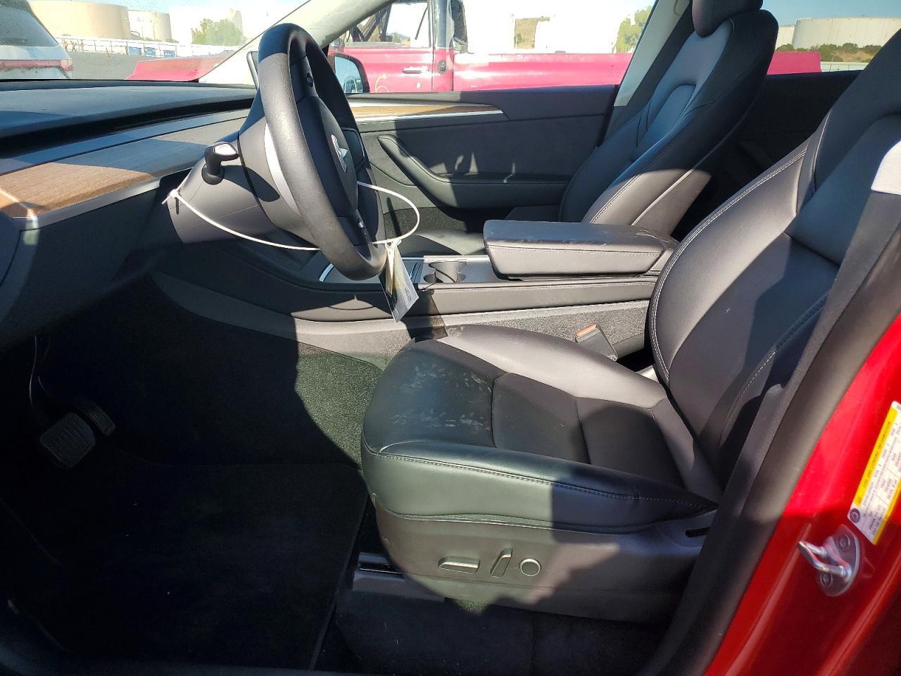 2023 TESLA MODEL Y — Фото 7 из 13
