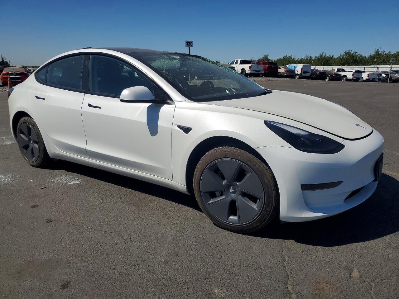 2023 TESLA MODEL 3 — Фото 4 из 12