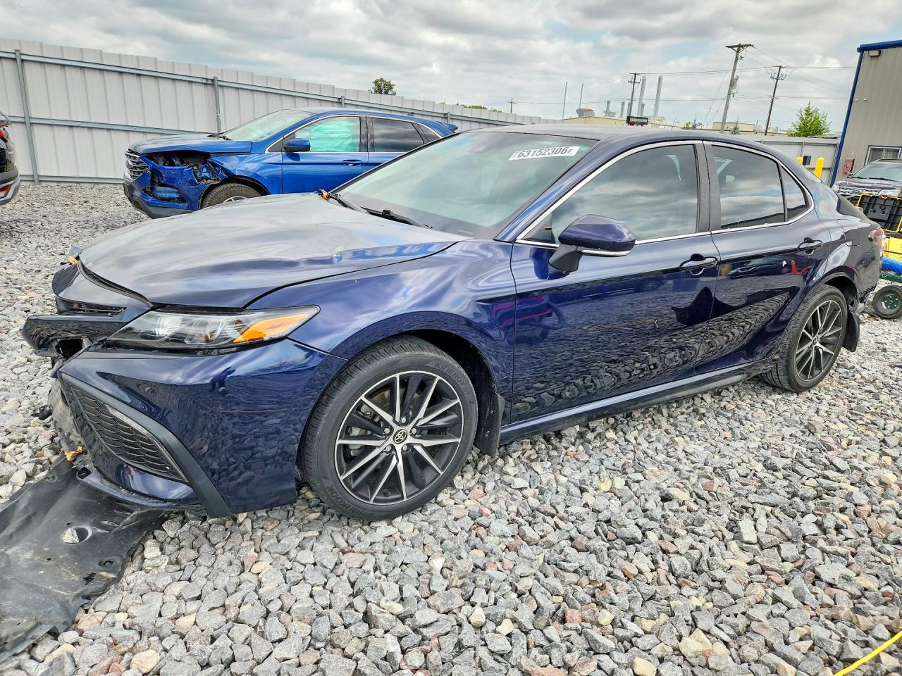 4T1G11AK0NU713526 2022 TOYOTA CAMRY photo no. 1