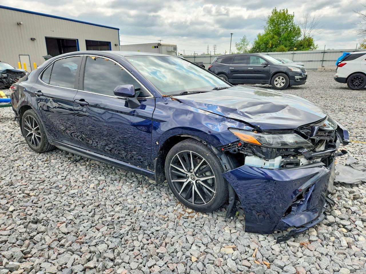 4T1G11AK0NU713526 2022 TOYOTA CAMRY photo no. 4