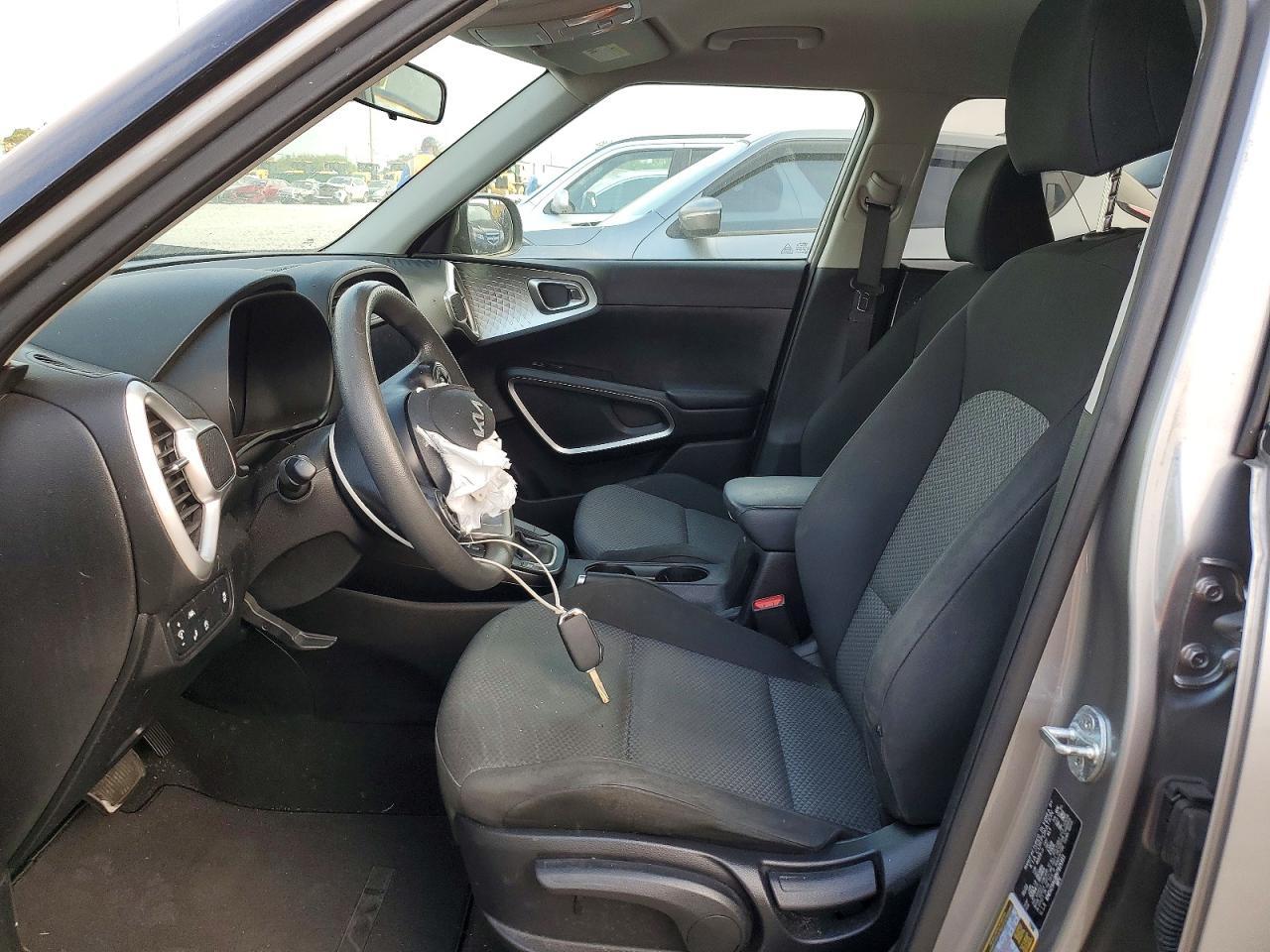 2022 KIA SOUL LX — Фото 7 из 14