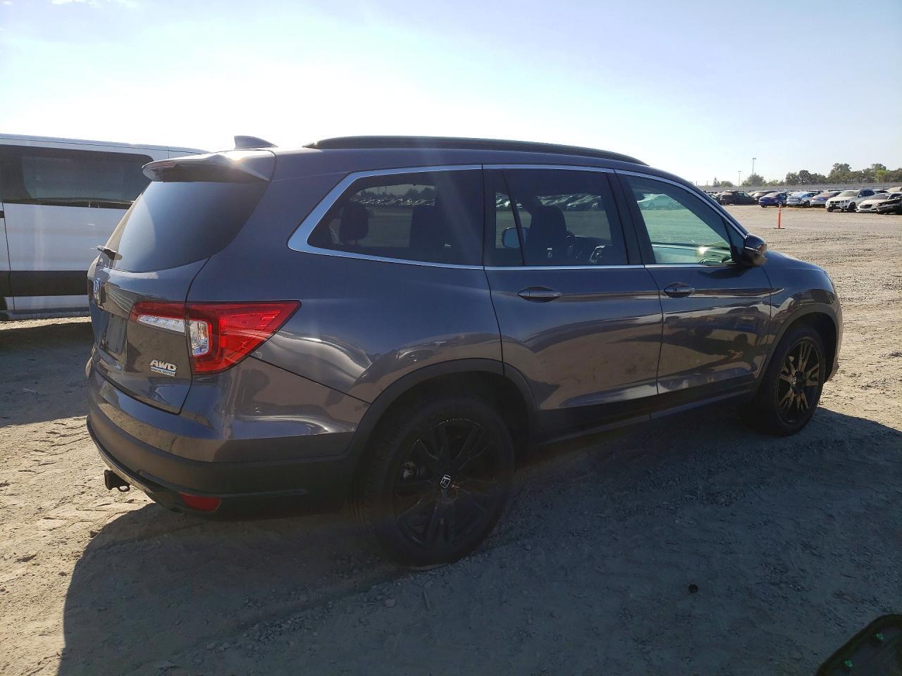 5FNYF6H28NB048879 2022 HONDA PILOT photo no. 3