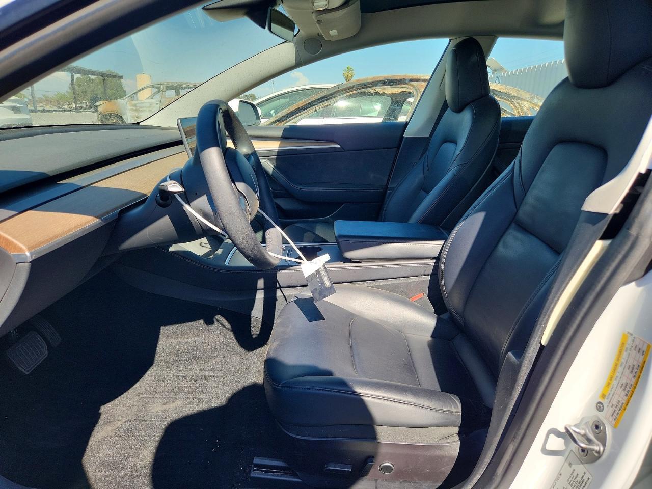 2022 TESLA MODEL 3 — Фото 7 из 12
