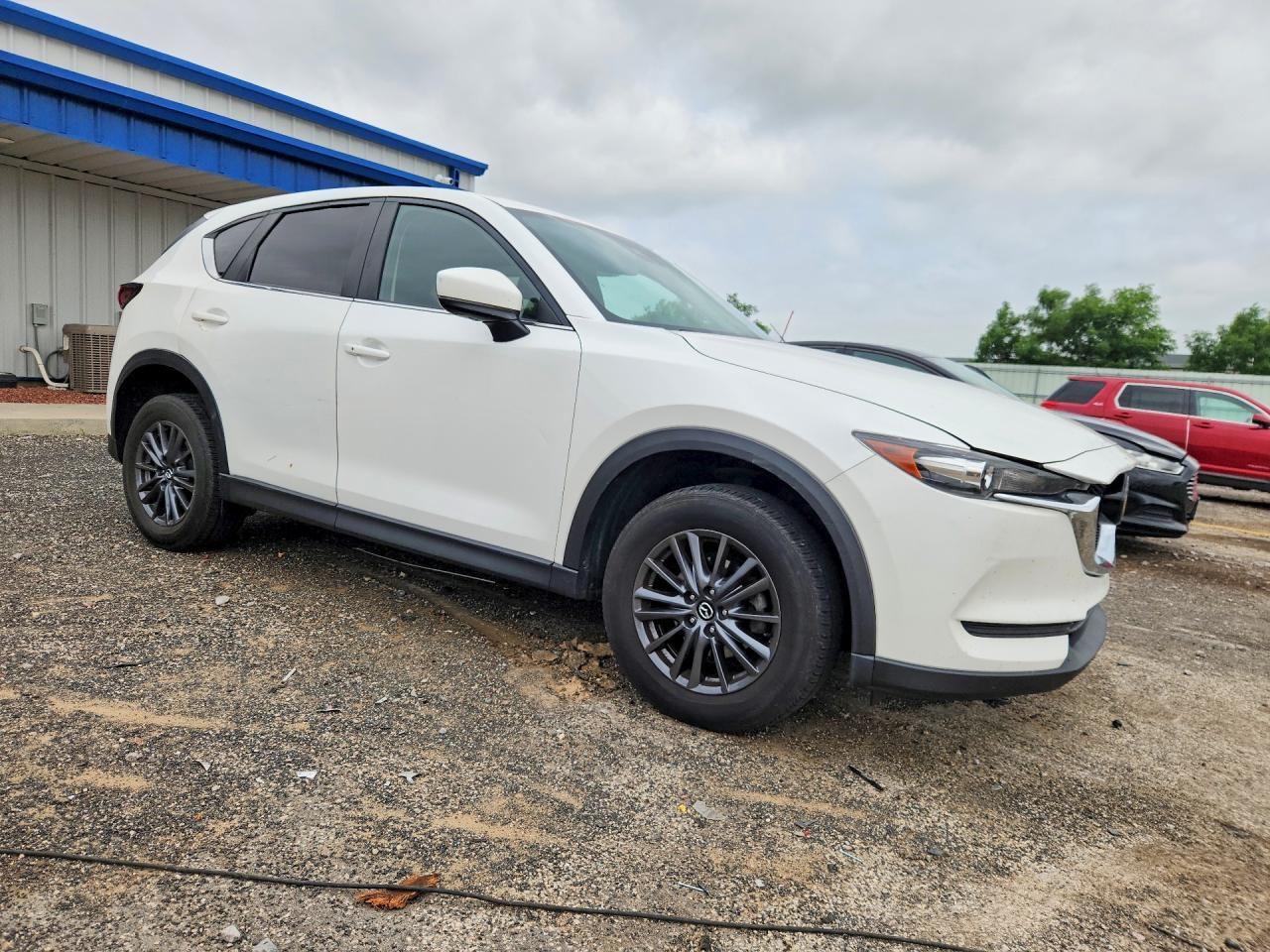 2021 MAZDA CX-5 TOURING — Фото 4 из 12