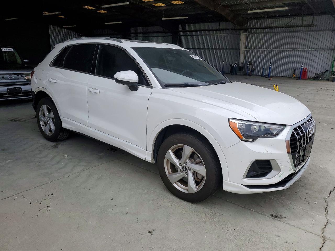WA1AUCF3XM1065475 2021 AUDI Q3 photo no. 4