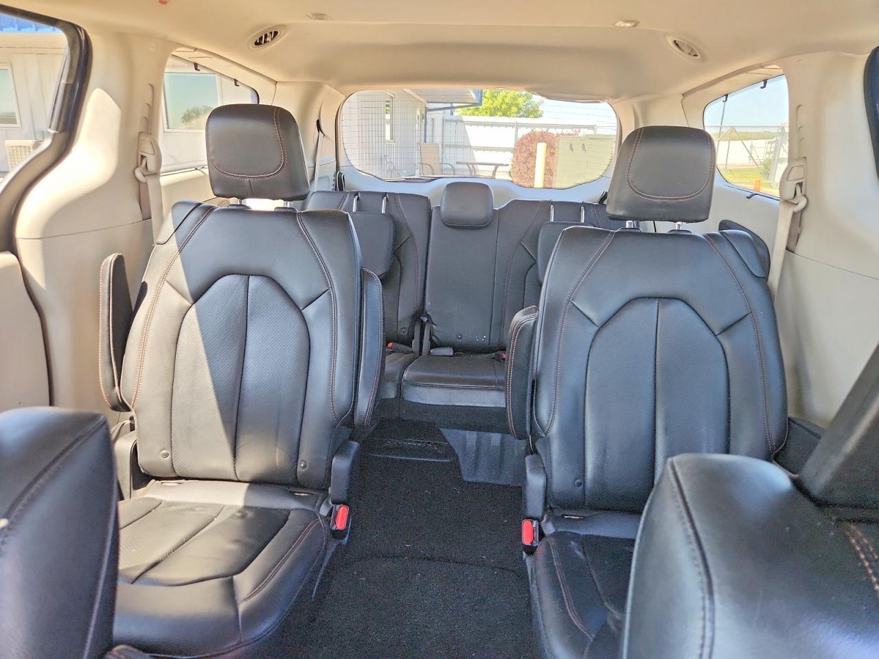 2019 CHRYSLER PACIFICA TOURING L PLUS — Фото 10 из 13