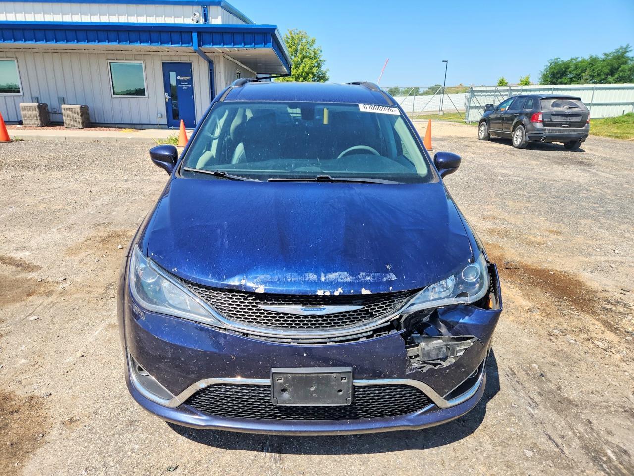 2019 CHRYSLER PACIFICA TOURING L PLUS — Фото 5 из 13