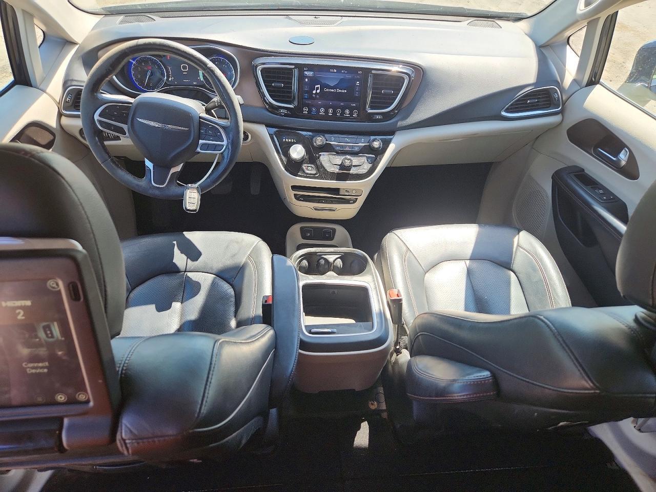 2019 CHRYSLER PACIFICA TOURING L PLUS — Фото 8 из 13