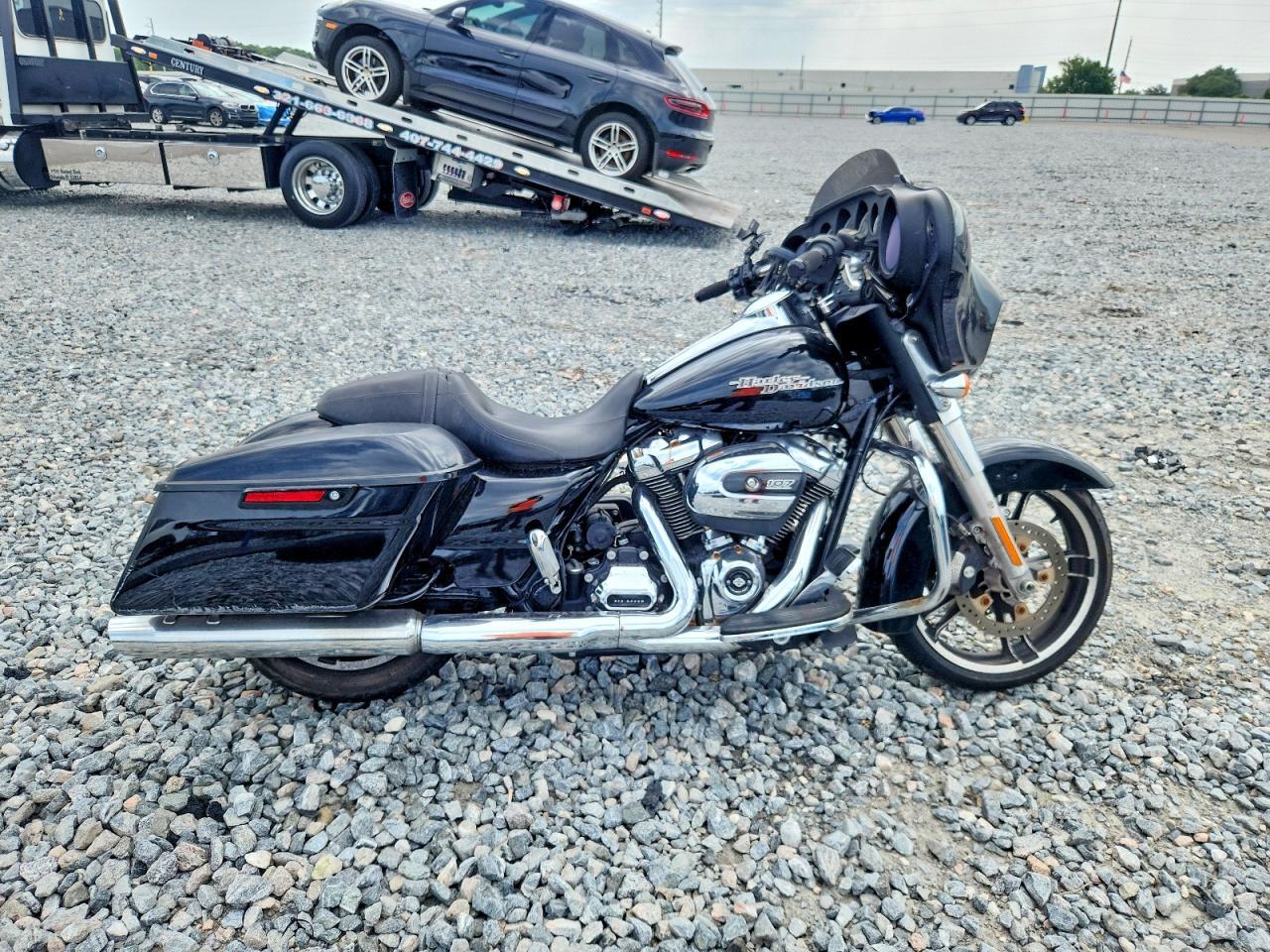 2019 HARLEY-DAVIDSON FLHX 1HD1KBC12KB672307