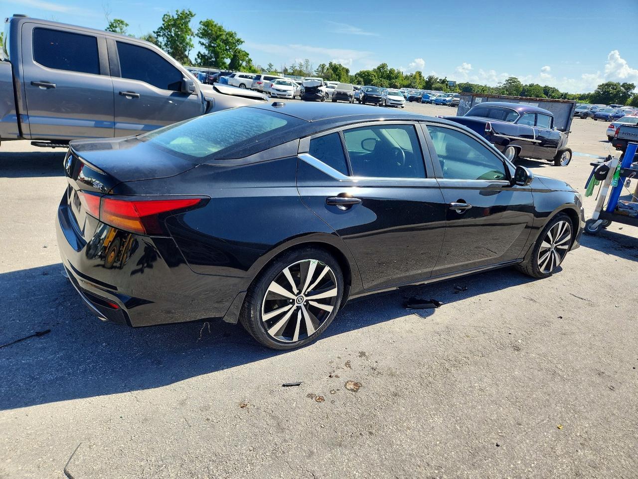 2019 NISSAN ALTIMA — Фото 3 из 12