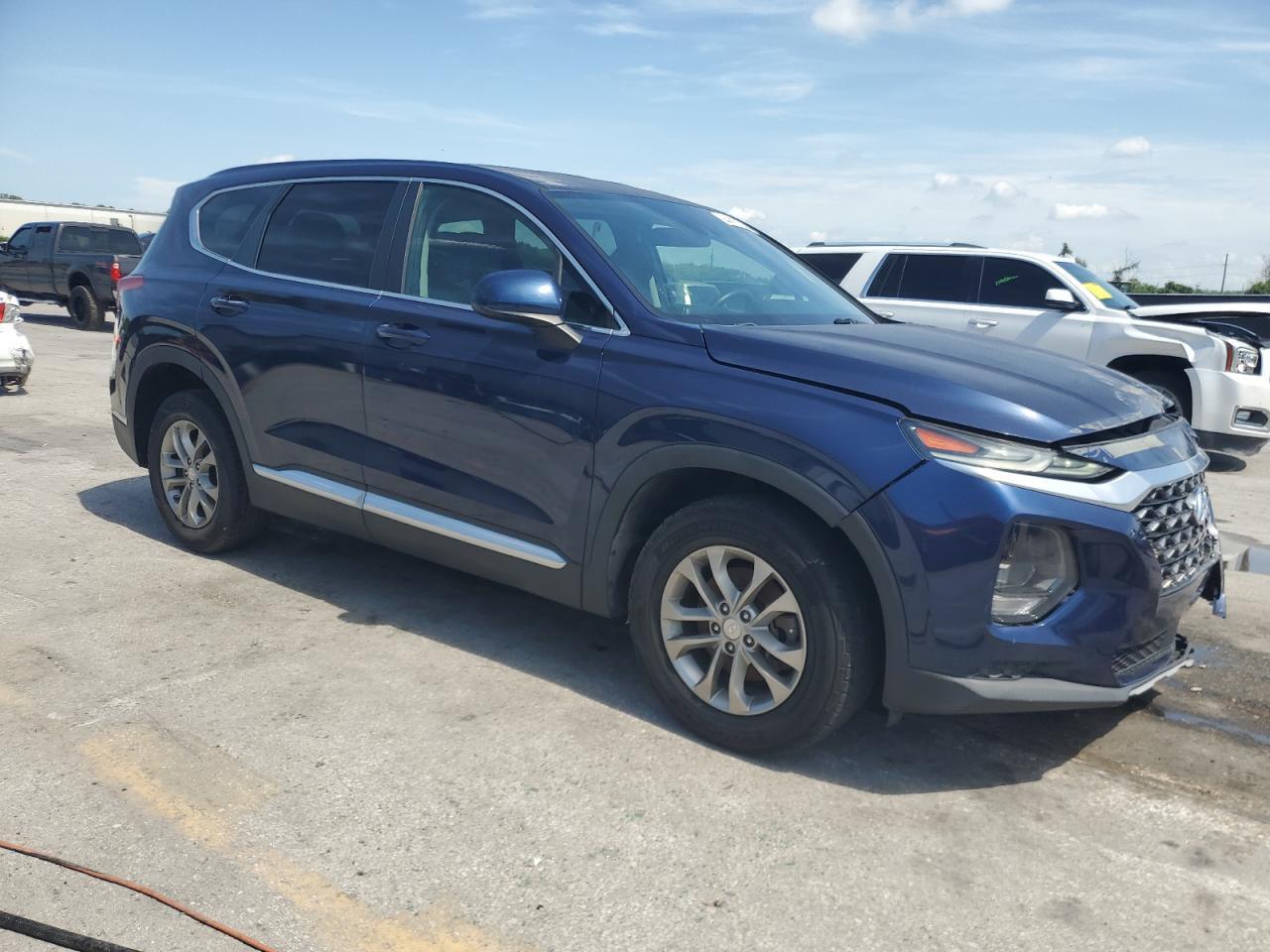 2019 HYUNDAI SANTA FE SE — Фото 4 из 13