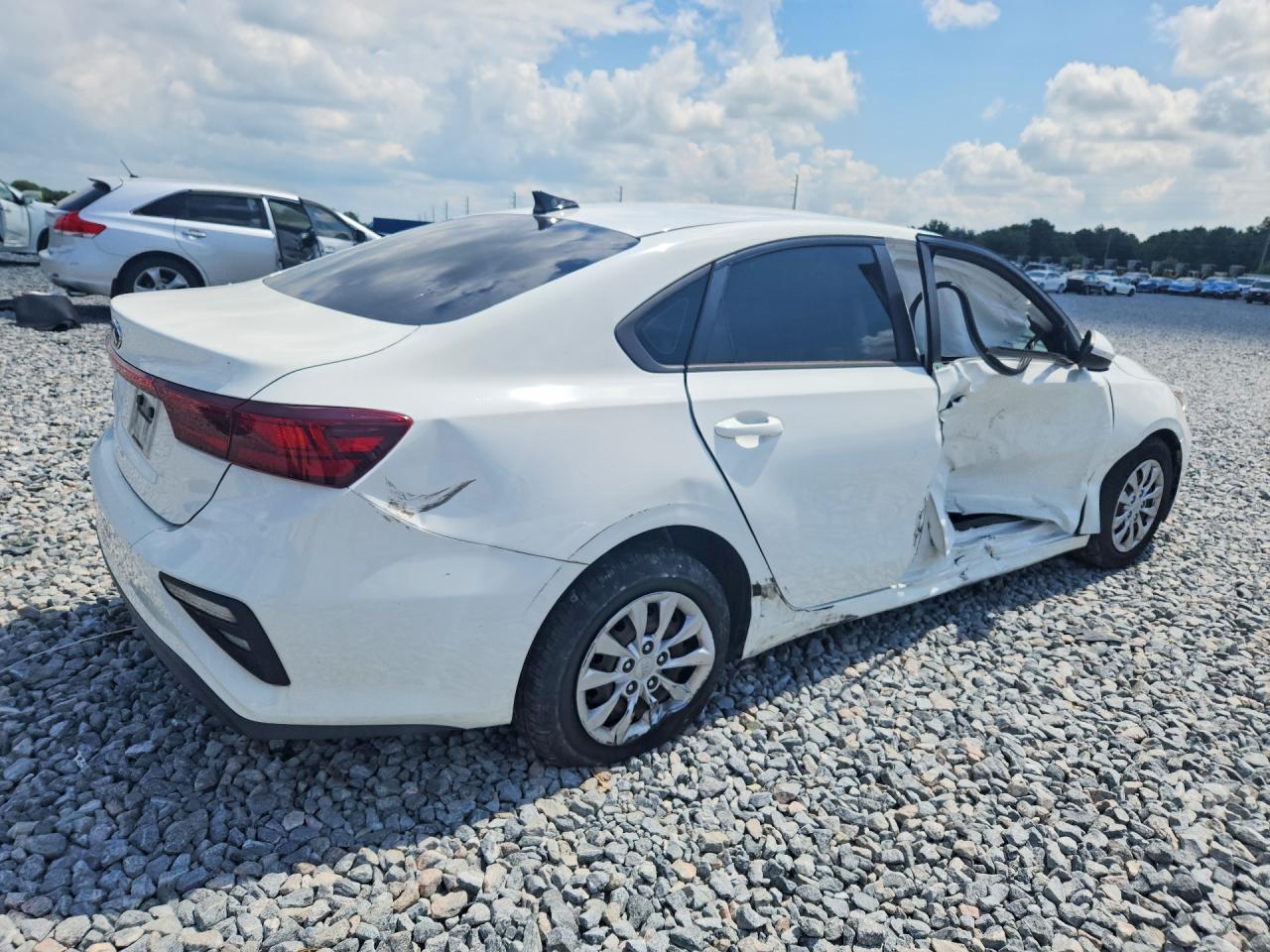 2019 KIA FORTE FE — Фото 3 из 12