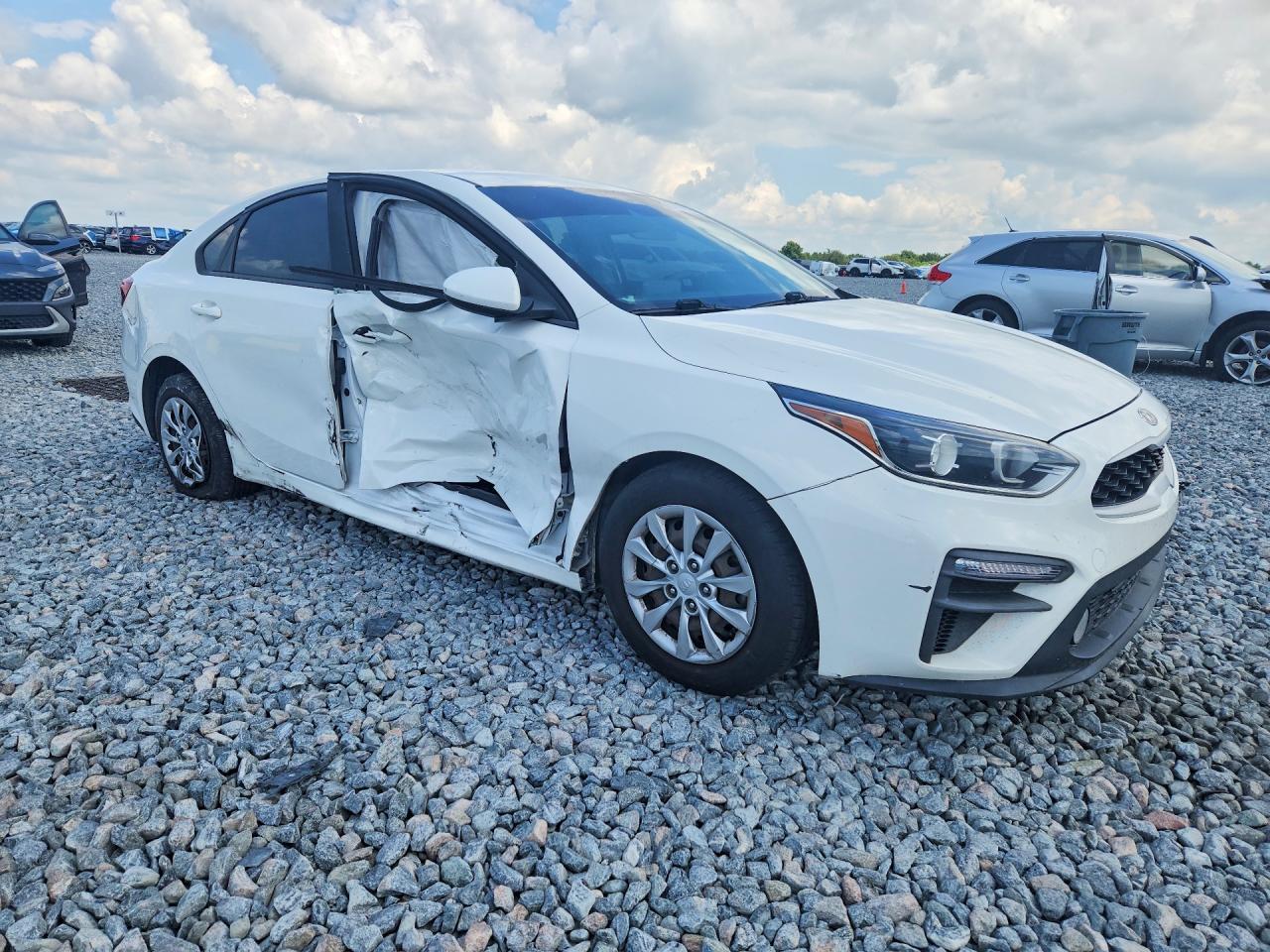 2019 KIA FORTE FE — Фото 4 из 12