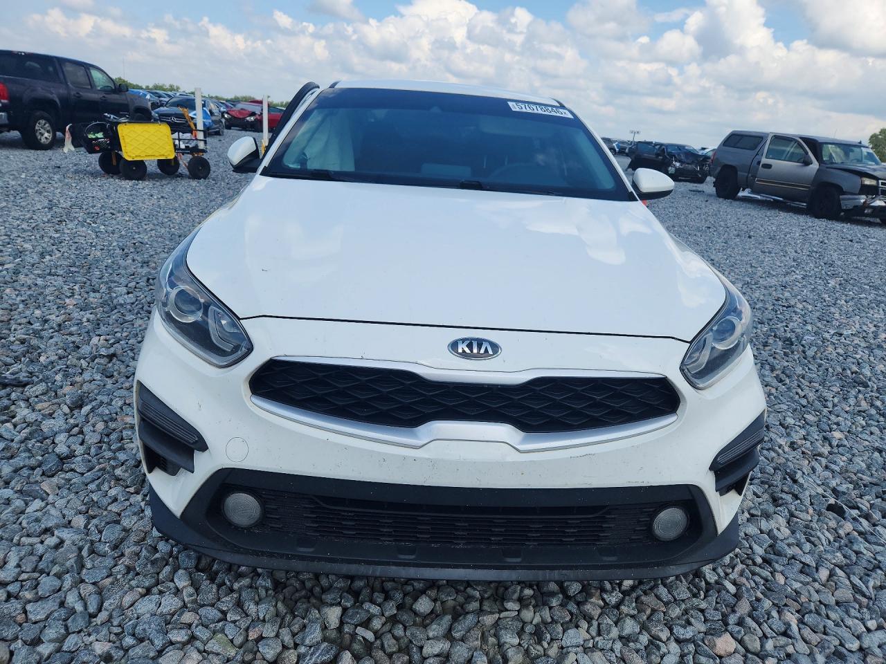2019 KIA FORTE FE — Фото 5 из 12