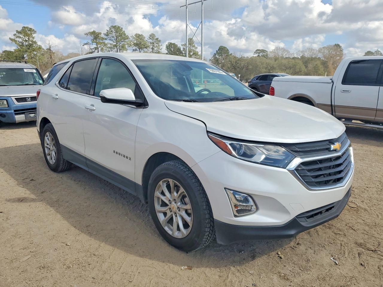 2GNAXKEV8K6222674 2019 CHEVROLET EQUINOX photo no. 4