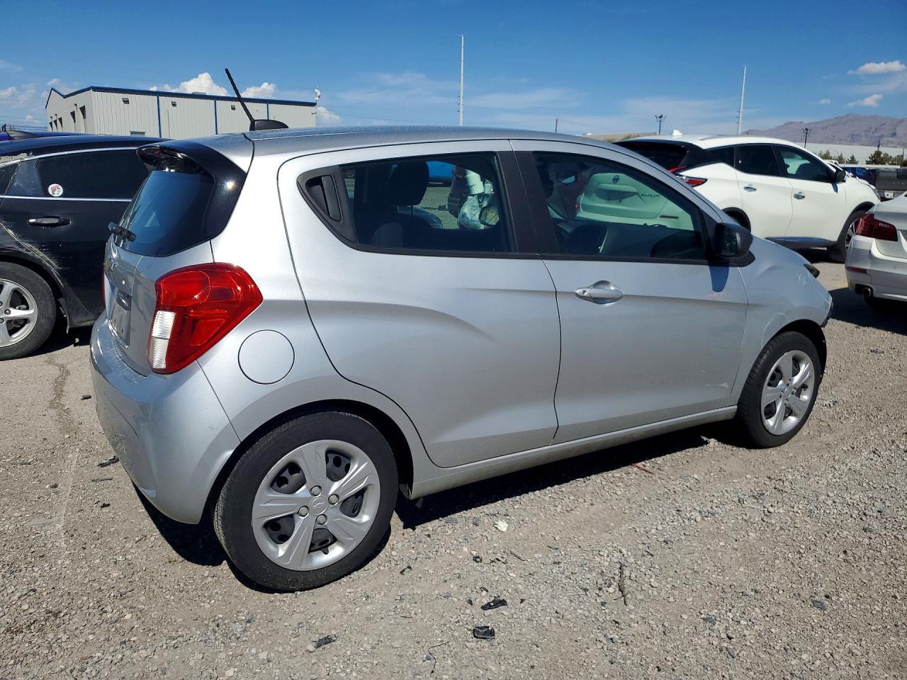 2019 CHEVROLET SPARK LS — Фото 3 из 14