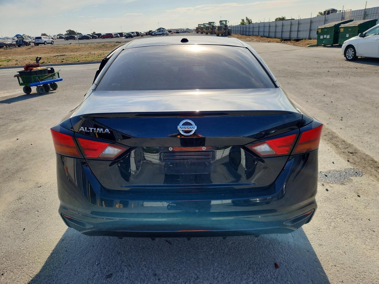 2019 NISSAN ALTIMA S — Фото 6 из 12