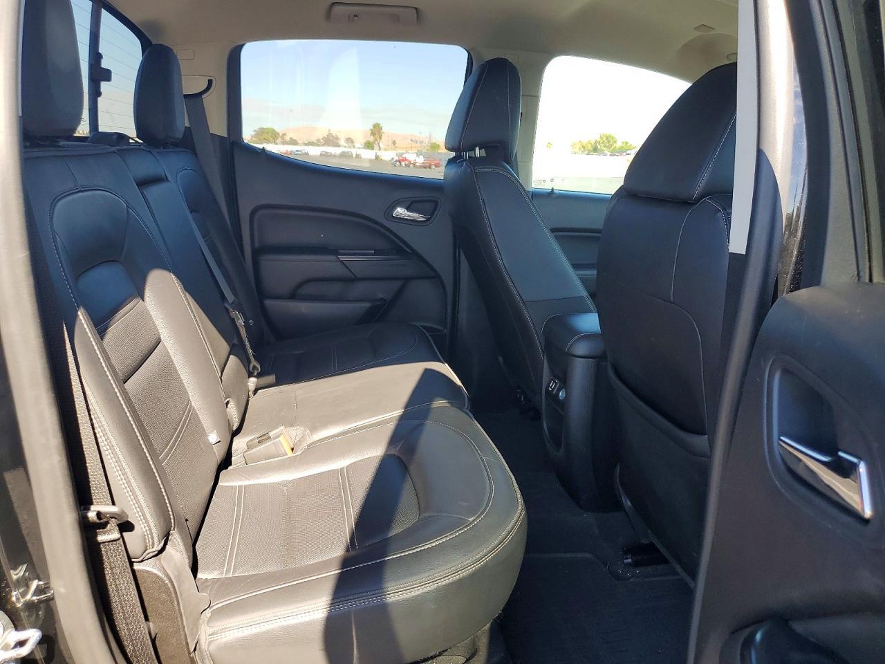2019 GMC CANYON DENALI — Фото 10 из 12