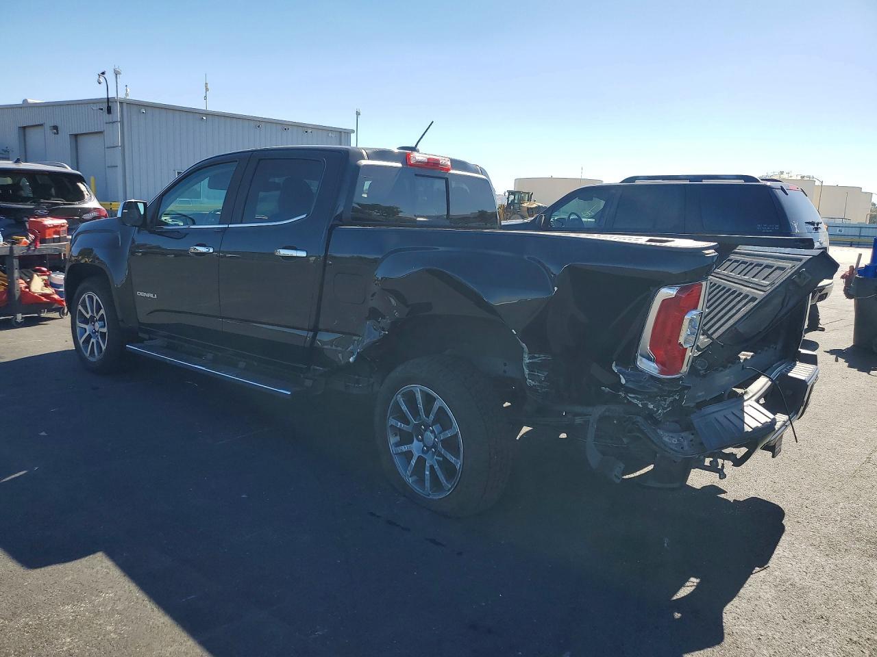 2019 GMC CANYON DENALI — Фото 2 из 12