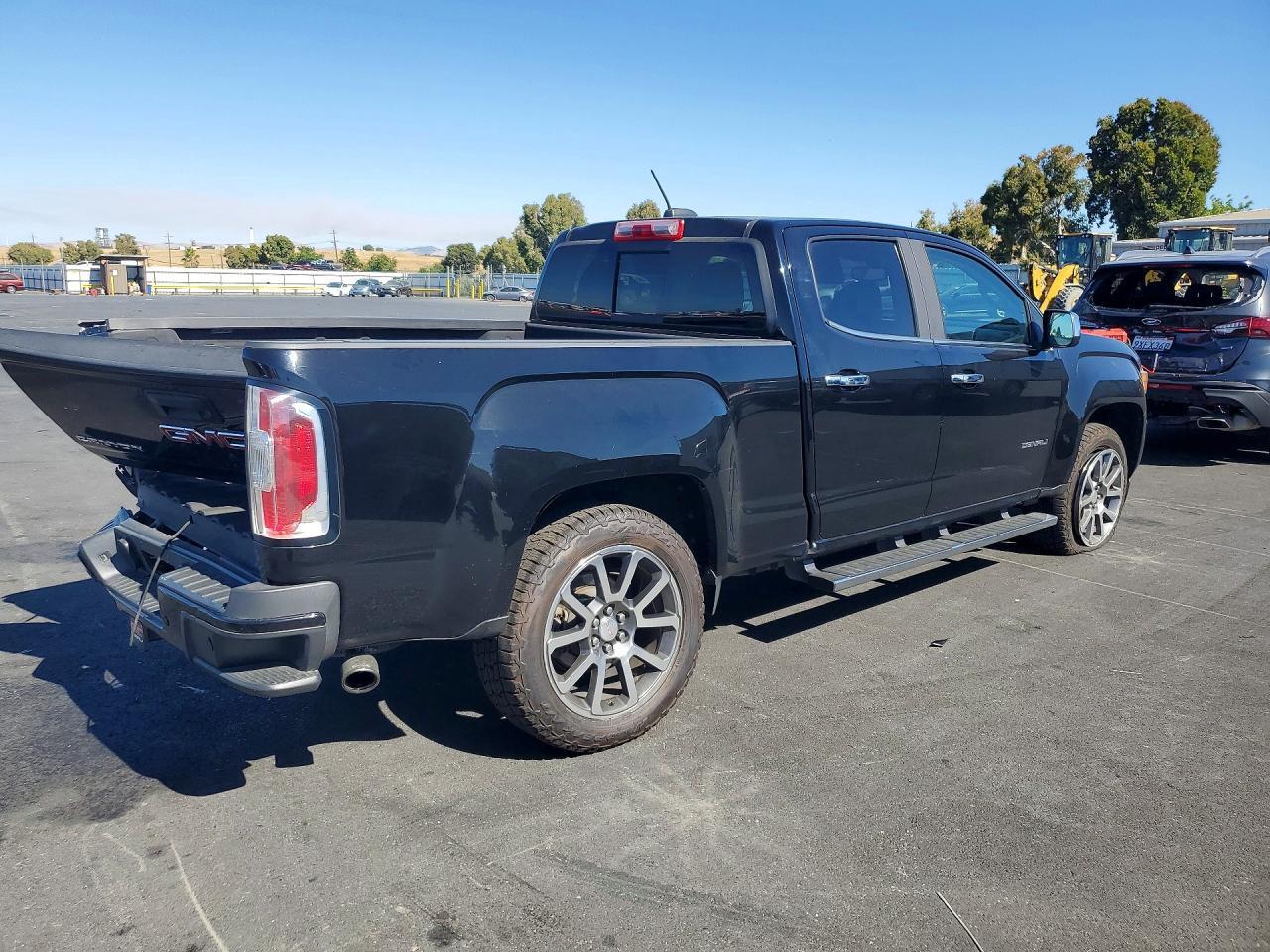 2019 GMC CANYON DENALI — Фото 3 из 12