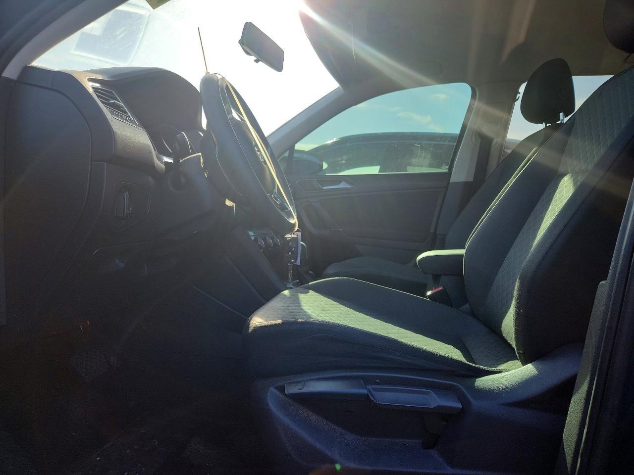 2018 VOLKSWAGEN TIGUAN S — Фото 7 из 13