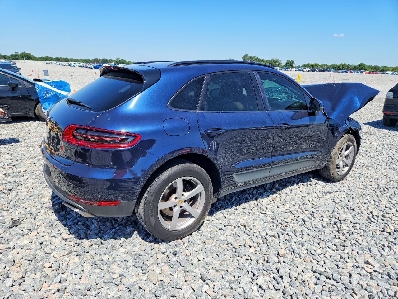 2018 PORSCHE MACAN — Фото 3 из 14