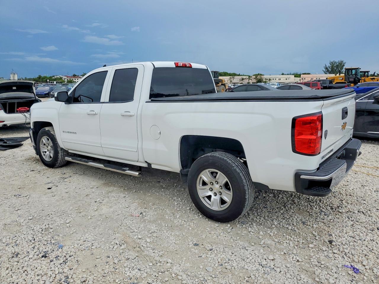 2018 CHEVROLET SILVERADO C1500 LT — Фото 2 из 12