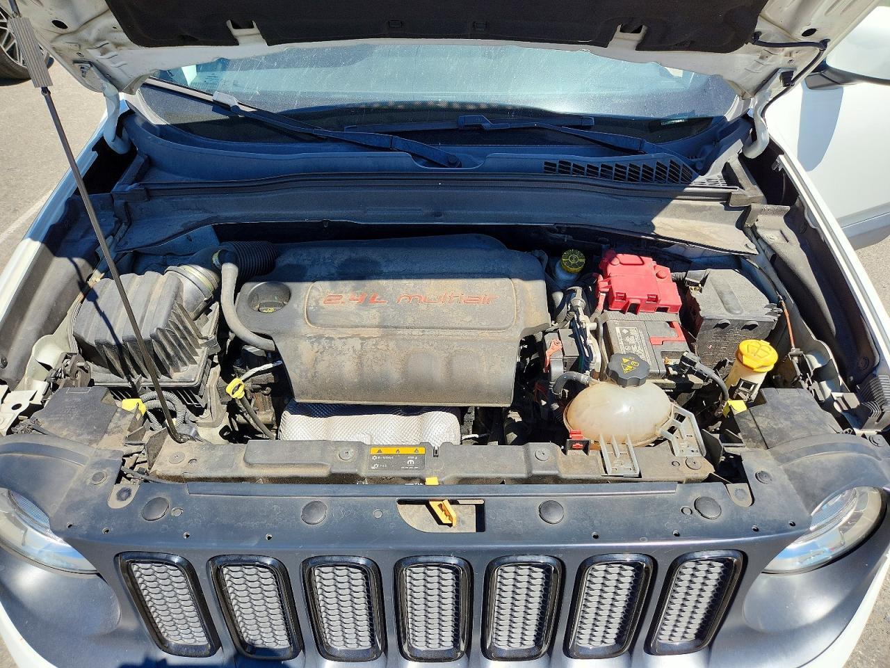 2018 JEEP RENEGADE LATITUDE — Фото 12 из 13