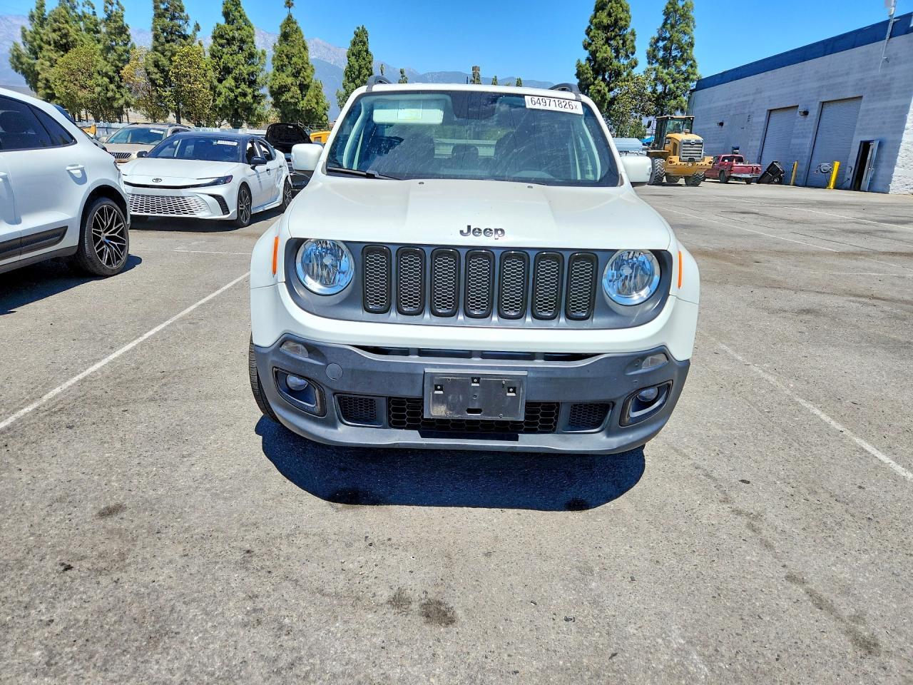 2018 JEEP RENEGADE LATITUDE — Фото 5 из 13