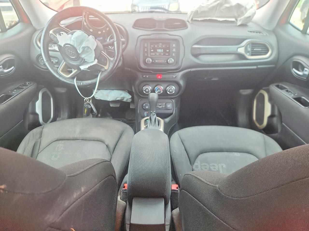 2017 JEEP RENEGADE LATITUDE — Фото 8 из 13