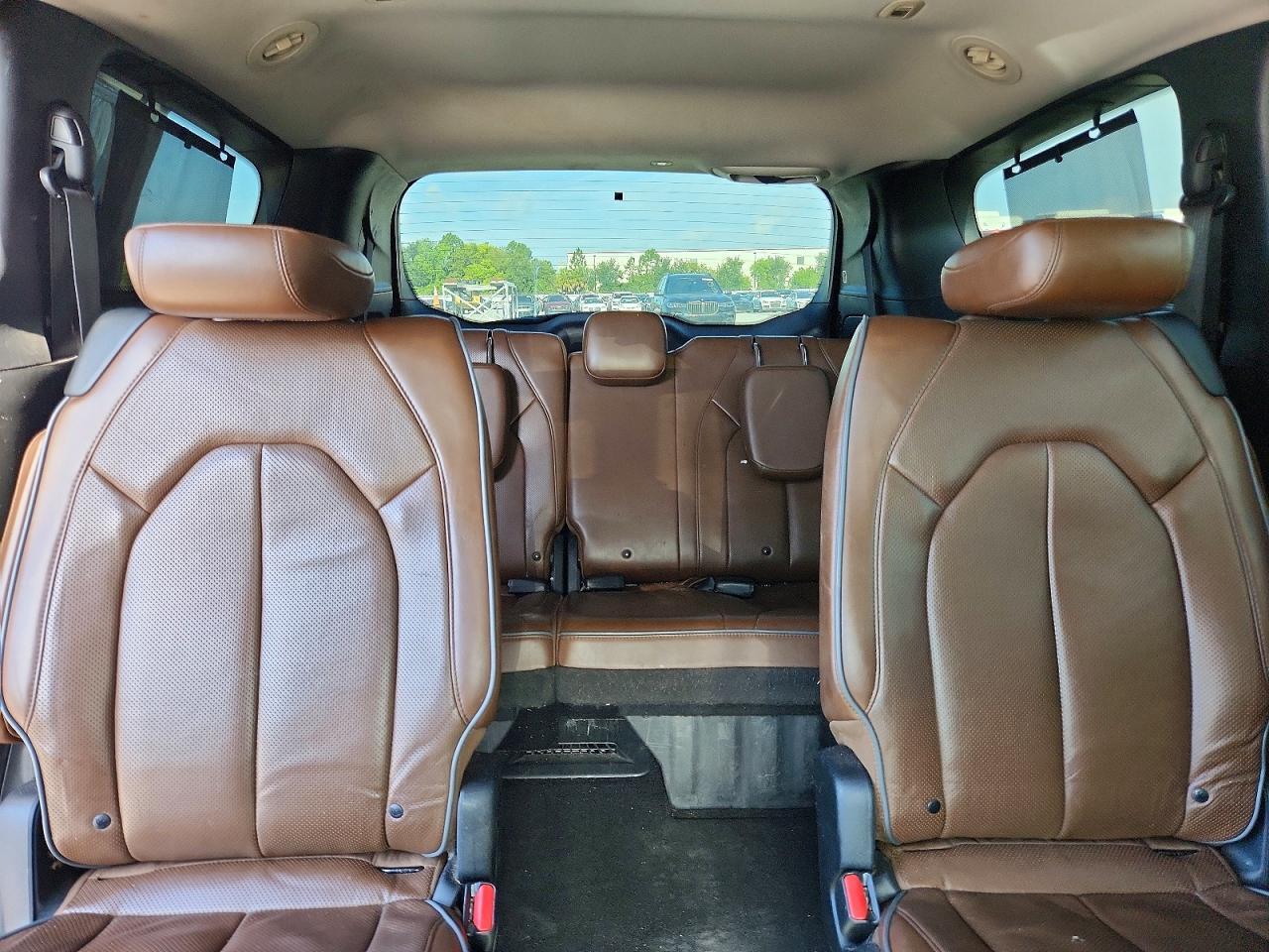 2017 CHRYSLER PACIFICA LIMITED — Фото 10 из 13