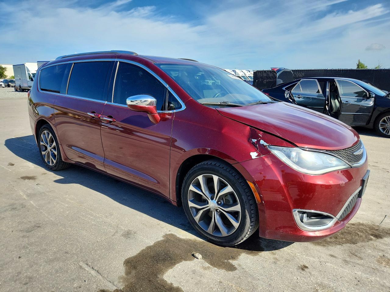 2017 CHRYSLER PACIFICA LIMITED — Фото 4 из 13