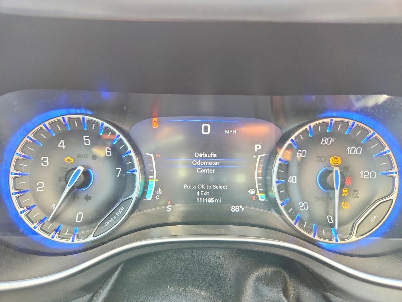 2017 CHRYSLER PACIFICA LIMITED — Фото 9 из 13