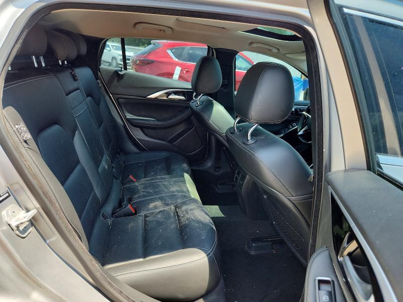2017 INFINITI QX30 BASE — Фото 10 из 12