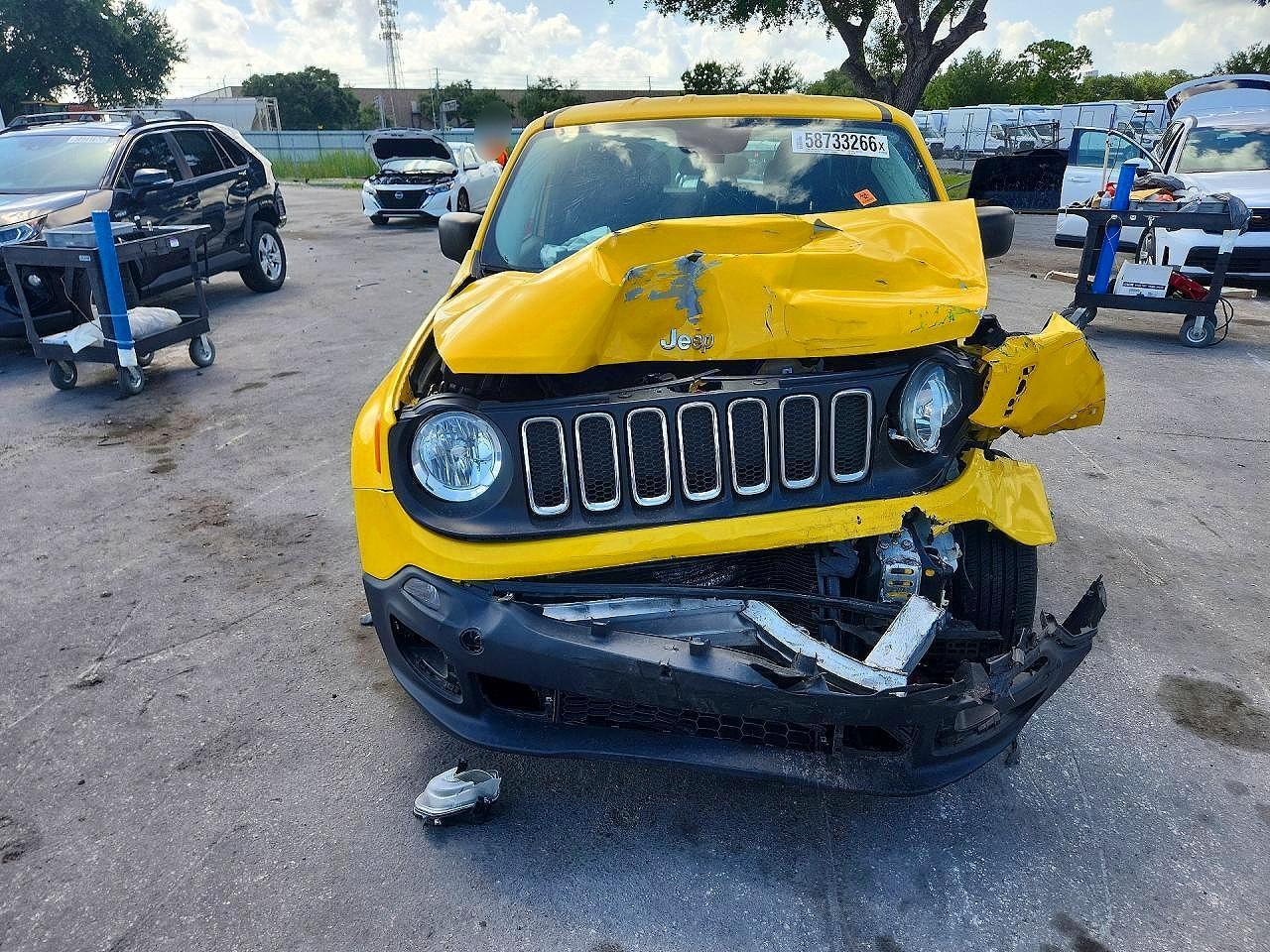 2017 JEEP RENEGADE SPORT — Фото 5 из 13