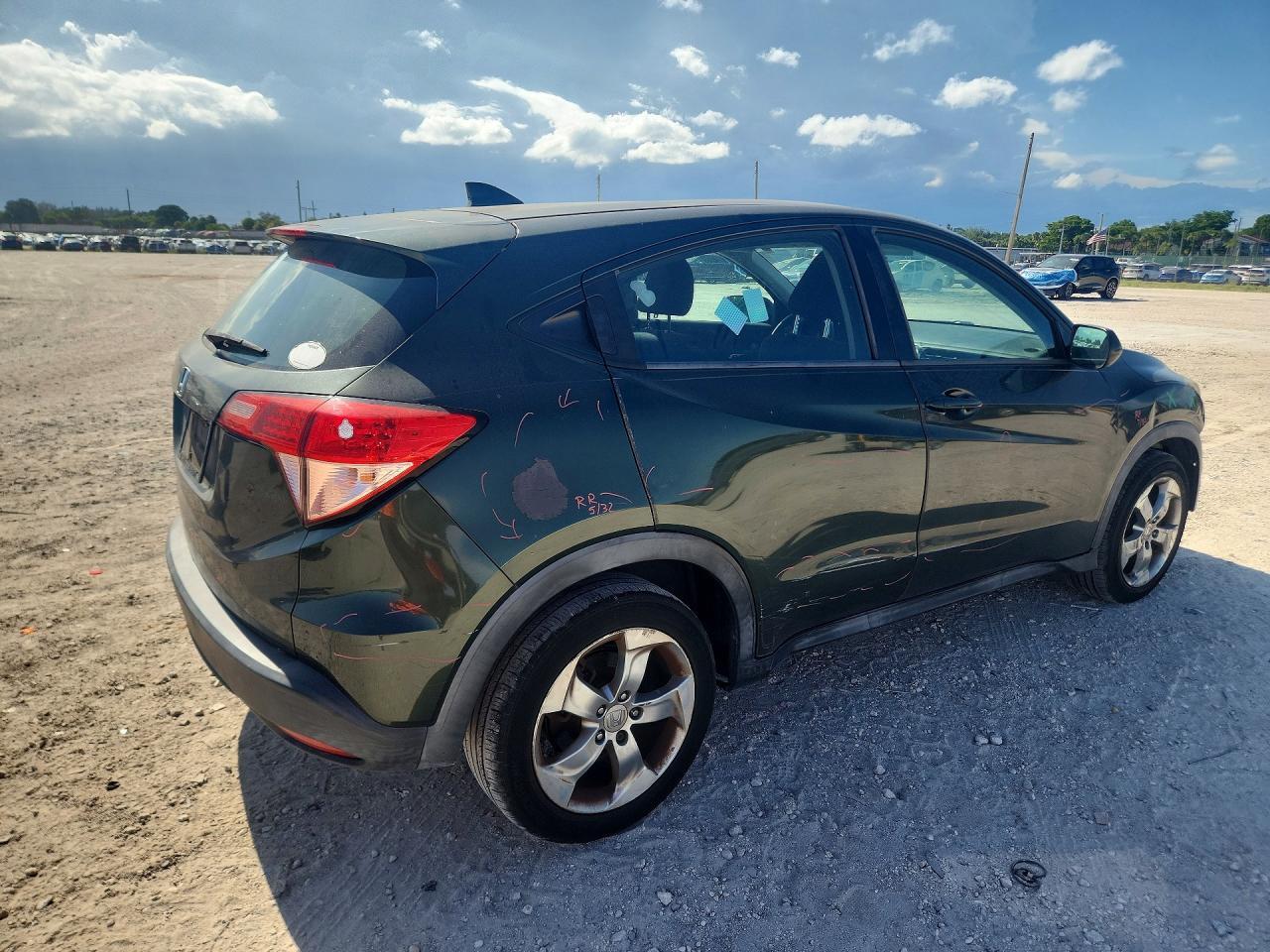 2017 HONDA HR-V LX — Фото 3 из 14