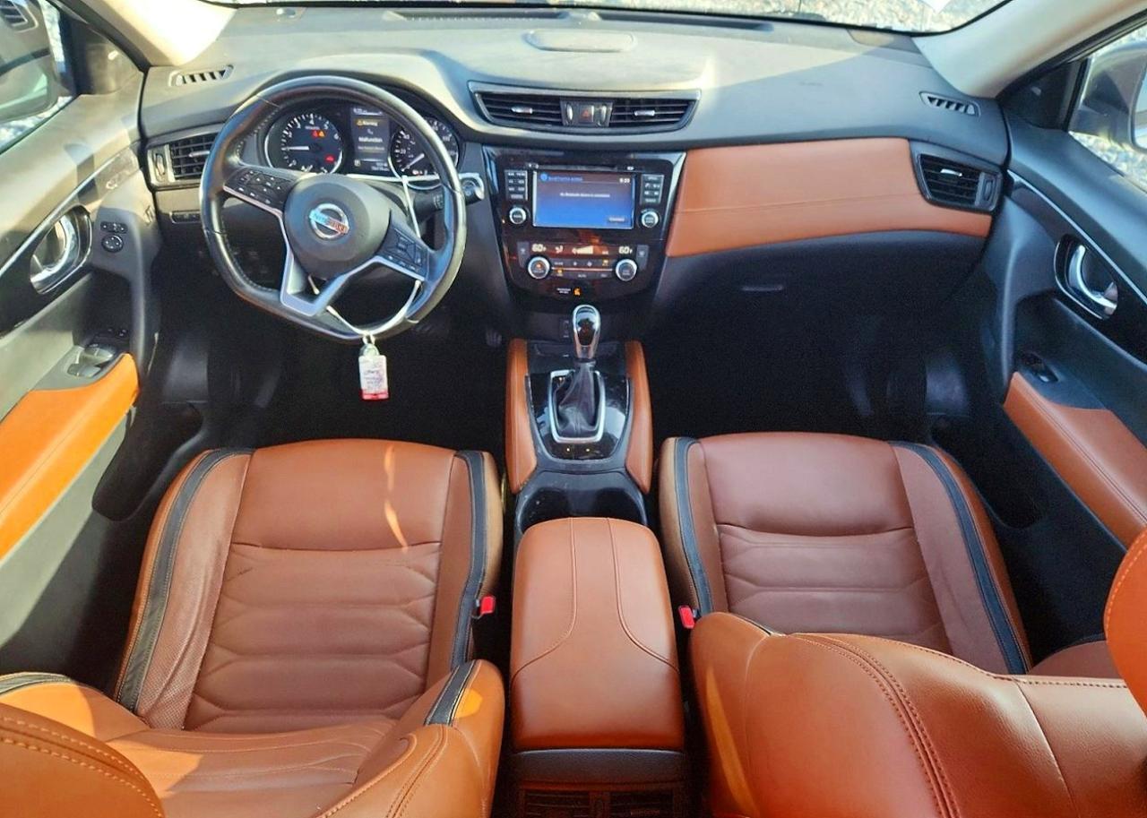 2017 NISSAN ROGUE SL — Фото 8 из 12