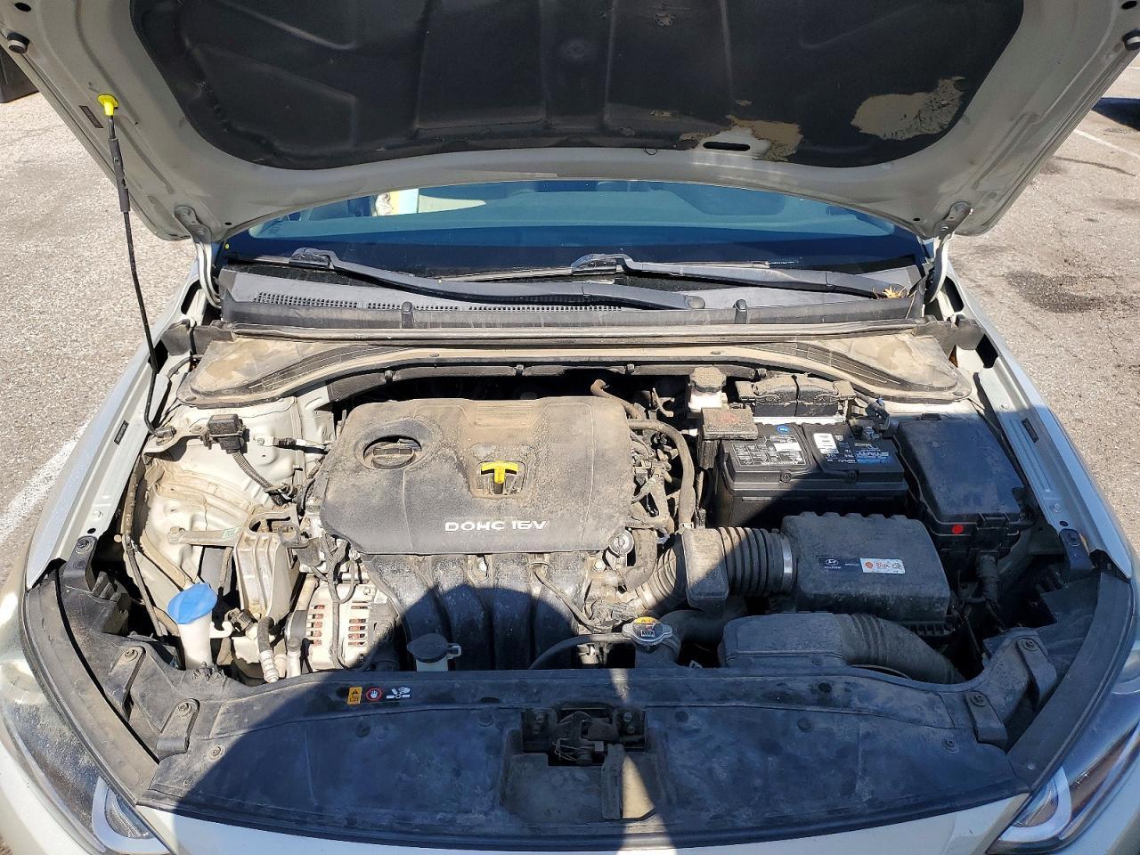 5NPD84LF9HH119018 2017 HYUNDAI ELANTRA photo no. 11