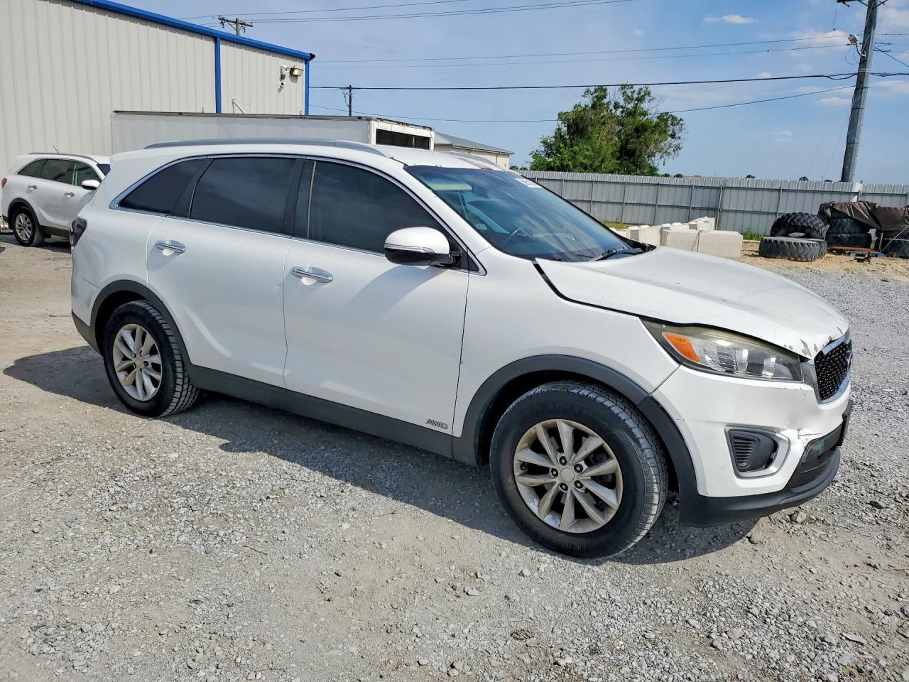 2016 KIA SORENTO LX — Фото 4 из 13